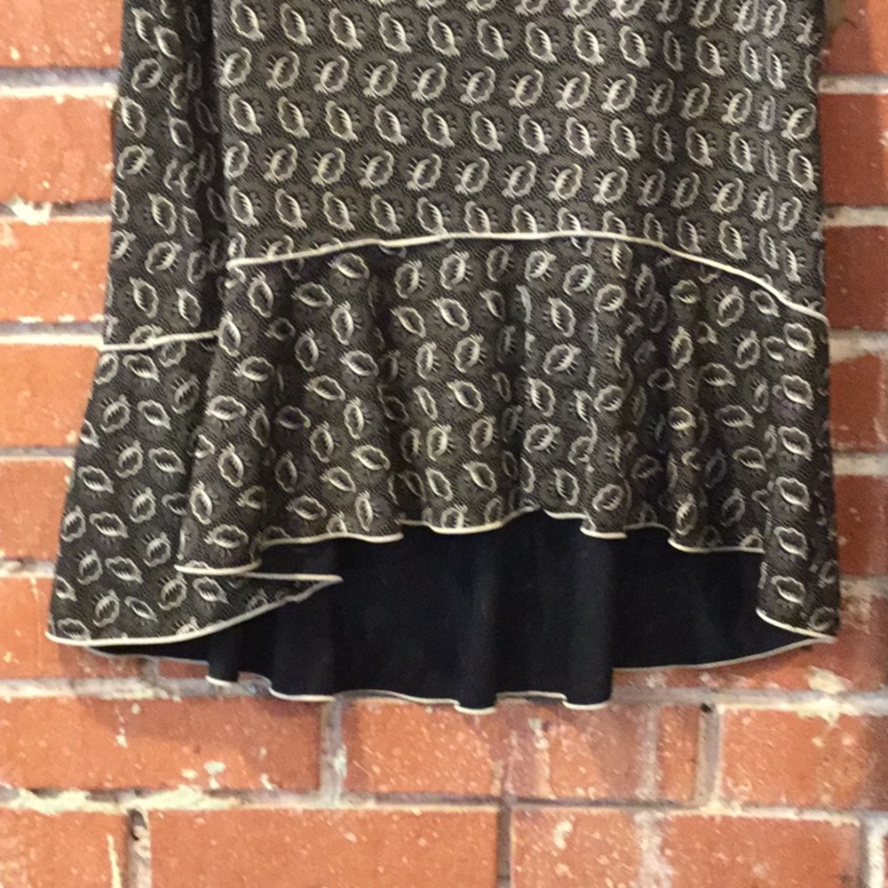 Flirty Max Studio Skirt Small - Picture 2 of 4